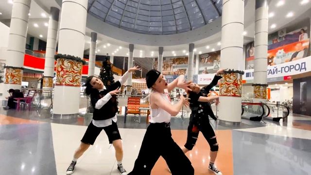 [K-POP IN PUBLIC] [ONE TAKE] TXT - 'Devil By The Window' Dance Cover by SAY10 смотреть онлайн