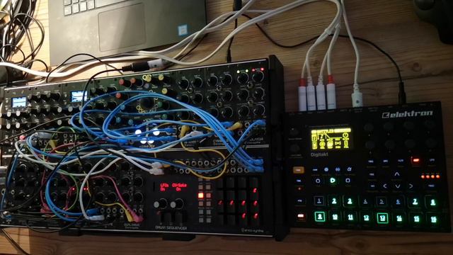 DnB on Erica Synths Techno System / Elektron Digitakt смотреть онлайн
