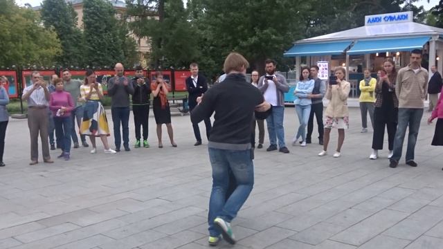 танго в саду эрмитаж смотреть онлайн