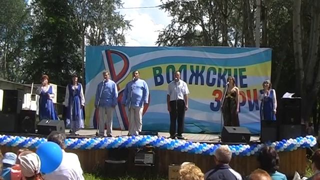 Из архива ОКМЦКТ XII Межрегиональный песенный фестиваль "Волжские зори-2009" смотреть онлайн