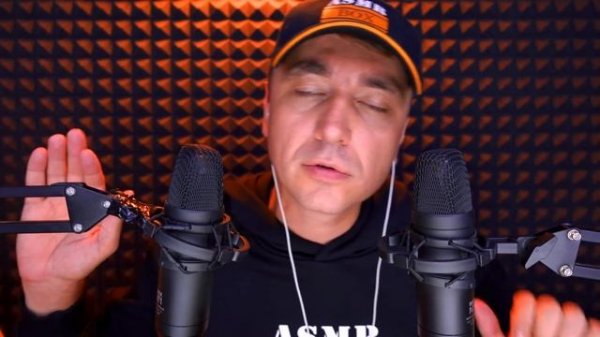 АСМР Неразборчивый Шепот + Звуки рук 30 минут !