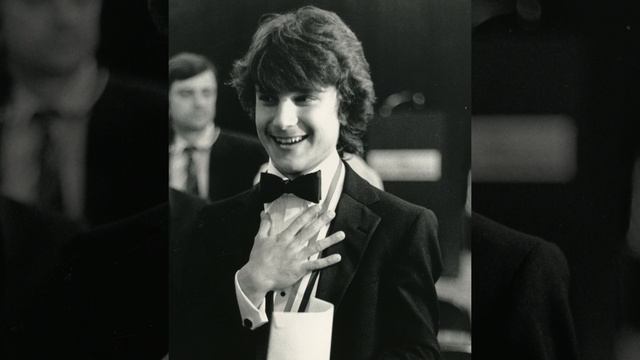 Alexei Sultanov - 1989 La Roque D'Antheron Recital