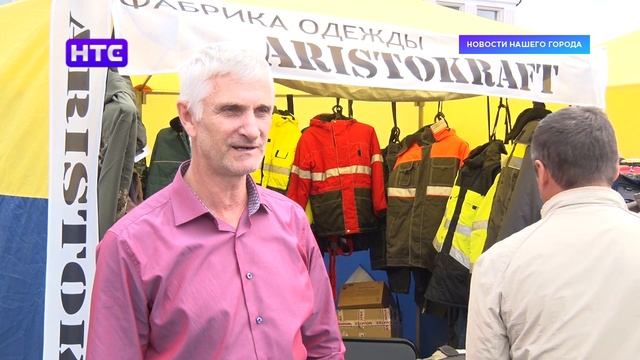 Крупное предприятие по пошиву спецодежды одежды «Aristokraft» набирает команду сотрудников смотреть онлайн