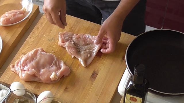 ШНИЦЕЛЬ ПО МИНИСТЕРСКИ С СЫРНОЙ КАРТОШЕЧКОЙ (БОМБИЧЕСКИЙ РЕЦЕПТ) смотреть онлайн