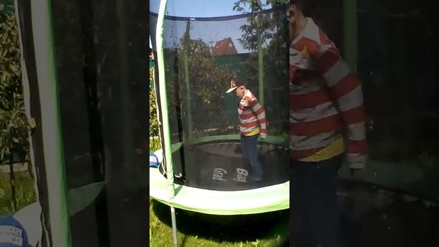 Кувырок в прыжке