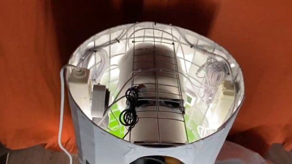 Growtube.ru. Гроубокс Микро 51 Вт, площадь 0,1 м². Как уместить растение в маленьком гроубоксе?