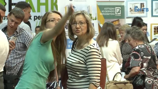 Покупатель заказывает музыку смотреть онлайн