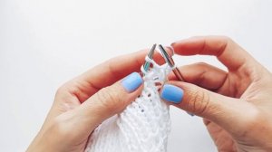 Скрещенная резинка поворотными рядами.