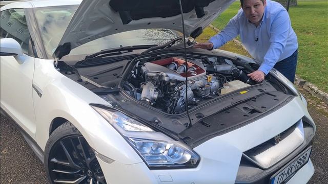 Nissan R35 GTR 'Godzilla' with 670BHP (Modified) So fast the G-Force made my head spin! смотреть онлайн