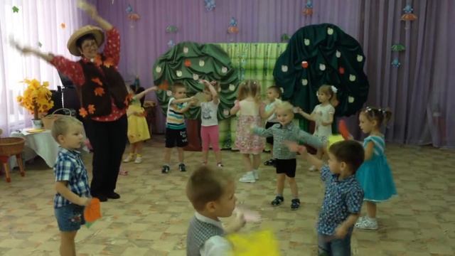 Праздник осени в группе Капитошка смотреть онлайн