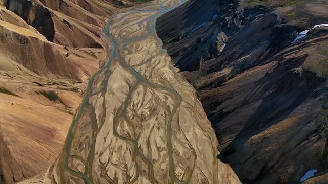 ICELAND, Landmannalaugar - Fjallabak : Amazing Planet (4K) 2020 смотреть онлайн