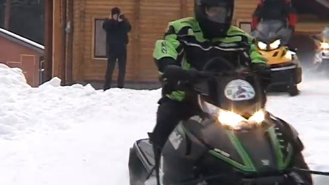 Экстремальный пробег на снегоходах.mpg смотреть онлайн