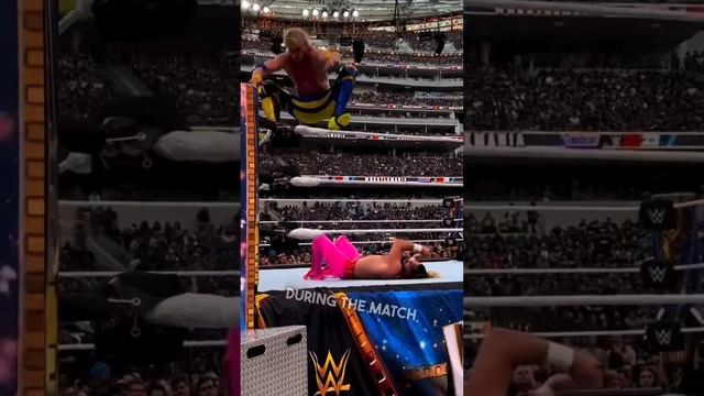 Logan Paul and KSI fail during WWE fight! ? смотреть онлайн