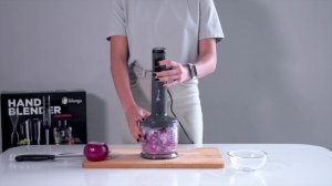 Как блендер Silanga BL800 Universal измельчает лук.