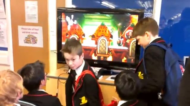 Byte fair Fareham College student Harry Friend смотреть онлайн