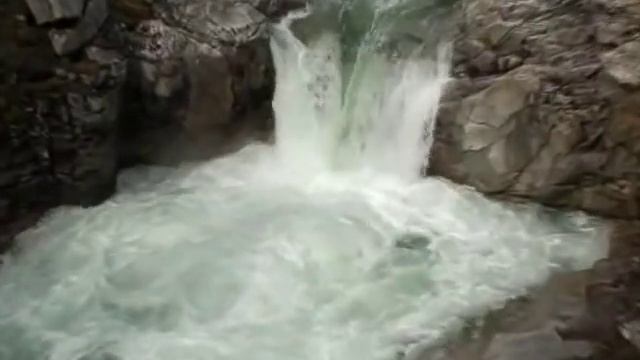 В ущелье Мраморное через Чарские пески 2008г. смотреть онлайн