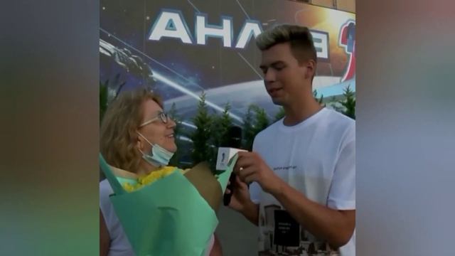 Вы только посмотрите! Эти букеты для Димаша Кудайбергена имеют тайный посыл. Димаш Кудайберген смотреть онлайн