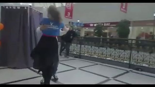 Красивый танец! смотреть онлайн