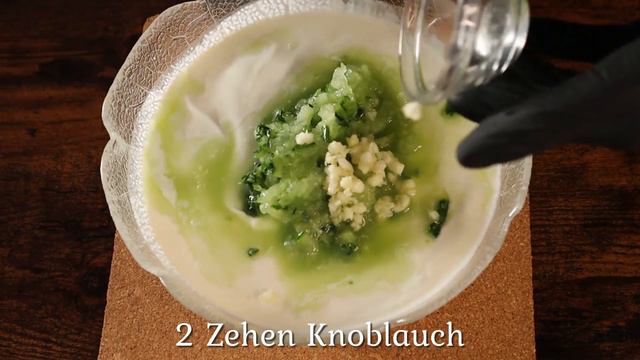 Wrap mit Hähnchen, Gemüse und Knoblauchsoße смотреть онлайн