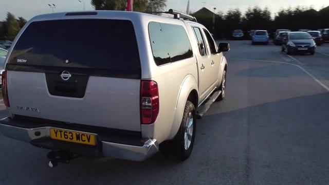 NISSAN NAVARA Double Cab Pick Up Tekna 2.5dCi 190 4WD U11960 смотреть онлайн