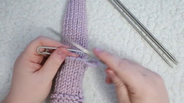 Варежки на 2 спицах. Самые простые! Подробный мастер класс смотреть онлайн