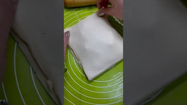 Пирог с форелью и сыром? смотреть онлайн