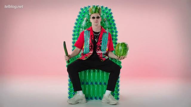 COCA-COLA vs SPRITE смотреть онлайн