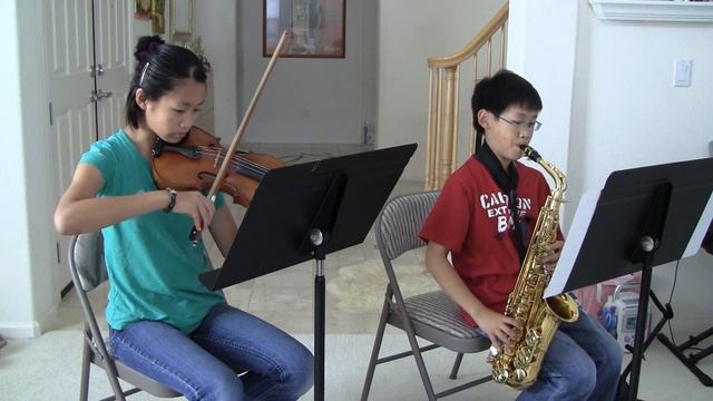 Buckbeak's Flight(from Harry Potter)---violin & Alto Sax By Esther & Joshua