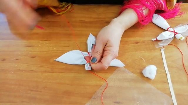 Мастер-класс «Куколка на счастье». Изготовление тряпичных кукол - оберегов смотреть онлайн