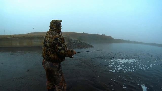 Ловля окуня на спиннинг (крэнк, раттлин) видео ч.1 смотреть онлайн