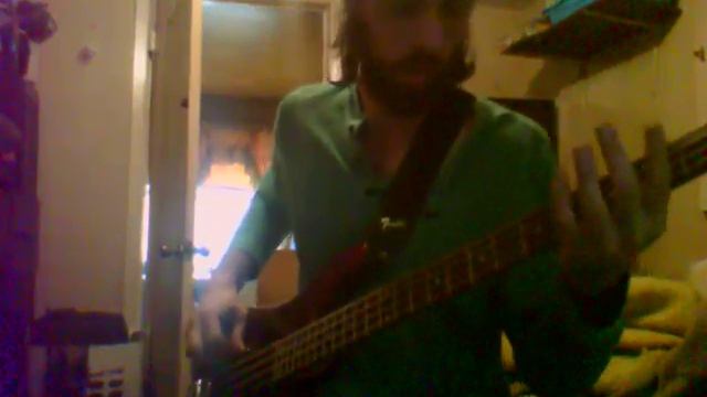 Mudvayne - Dig (broken down bass tutorial) смотреть онлайн
