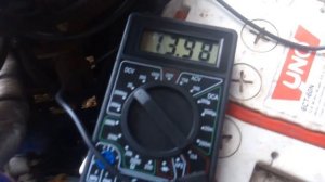 Почему генератор в место 14В выдает 16В а иногда даже и все 18В? В 99% случаев виновата эта деталь
