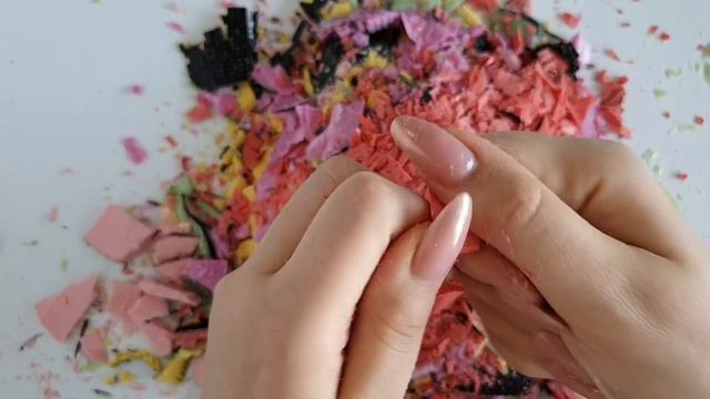 GUESS THE COLOR cutting soap CUBES and crushing soap ROSES. Satisfying Video смотреть онлайн