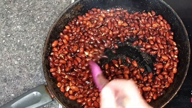 ВКУСНЫЙ ЖАРЕНЫЙ АРАХИС С МАСЛОМ НА СКОВОРОДЕ?? смотреть онлайн