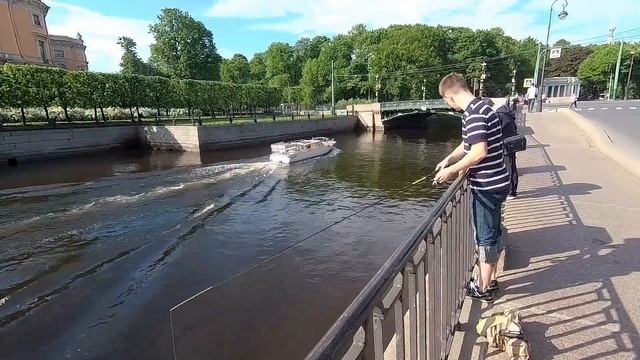 Рыбалка в городе. Микроджиг в Санкт-Петербурге. Утренняя рыбалка. смотреть онлайн