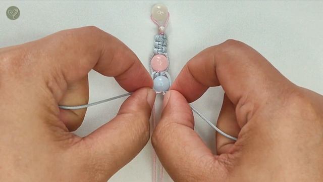 Macrame Beaded Bracelet Using Half Hitch Knot | Macrame Bracelet Tutorial смотреть онлайн