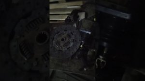 клинит педаль сцепления митсубиши кантр причина