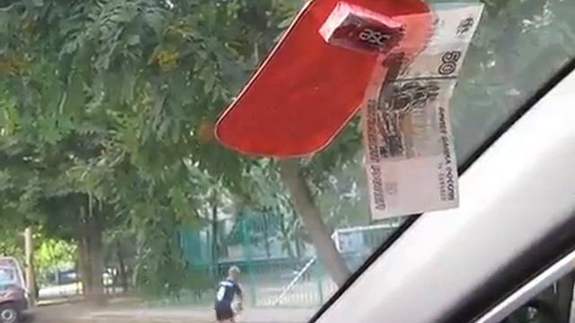 Противоскользящий нано коврик для авто удержит всё! .mp4 смотреть онлайн