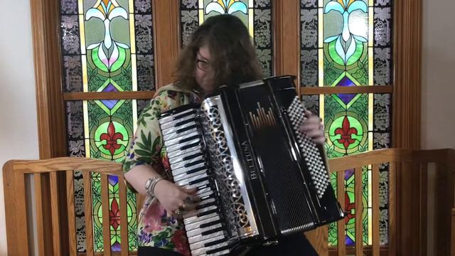 Bernadette - “I Love Paris” for accordion смотреть онлайн