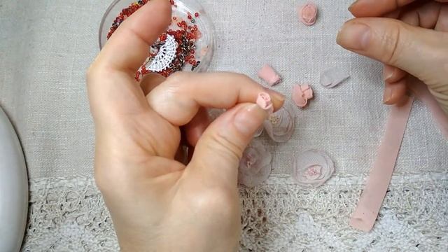 Наряд для антикварной куклы своими руками Пояс из цветов смотреть онлайн