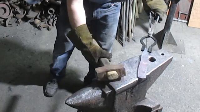 Изготовление ножа.Низкотемпературная ковка. Ковка клинка. Кованый нож. Продолжение. смотреть онлайн