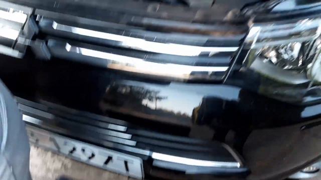 Outlander PHEV 12v battery jump start смотреть онлайн