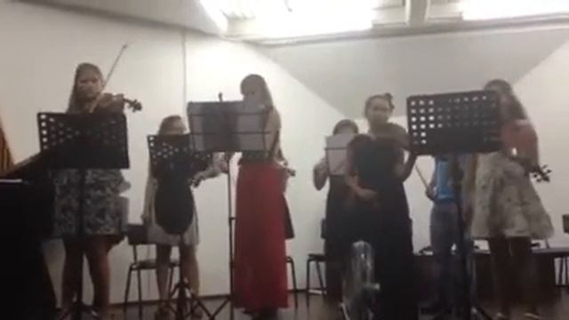 Ансамбль скрипачей. Консерватория Бат Ям. 7 июля 2014. смотреть онлайн