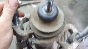 Фольксваген поло.Замена опорный  подшипников