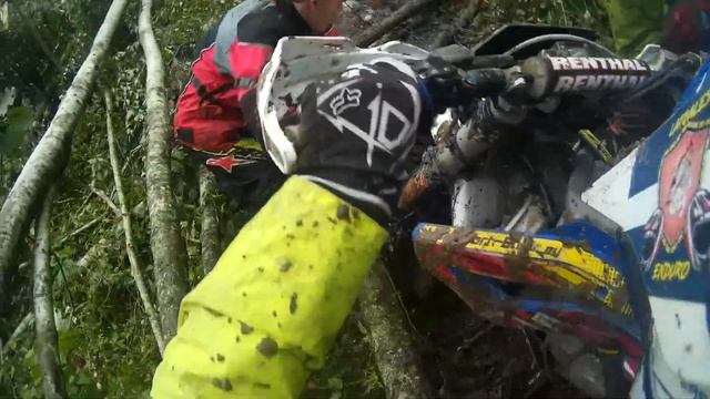 Latgales Enduro бурелом,грязевые ванны,мото купание смотреть онлайн