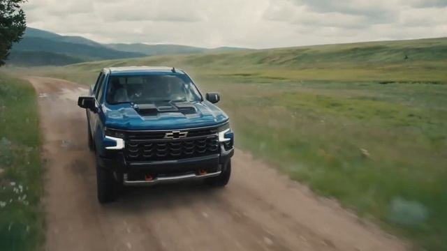 New 2022 Chevrolet Silverado ZR2 - Revealed смотреть онлайн