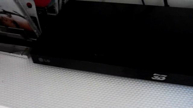 DECOUVERTE DU LECTEUR LG BP-145 BLU-RAY 3D смотреть онлайн