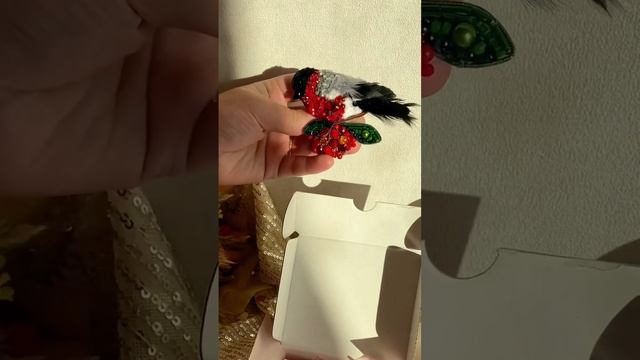 5 абсолютно разных #броши #handmade #вышивка #вышивкабисером смотреть онлайн