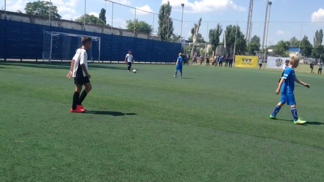 Финал : ДЮСШ 11 Черноморец 2005 гр - ФК Одесса 3-1 (1й тайм) смотреть онлайн