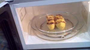 Картошка в микроволновке с мясом и специями - как приготовить картофель вкусно и просто в СВЧ